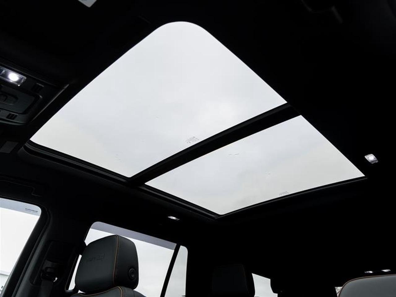 2025 GMC Yukon 4WD 4dr AT4 Photo