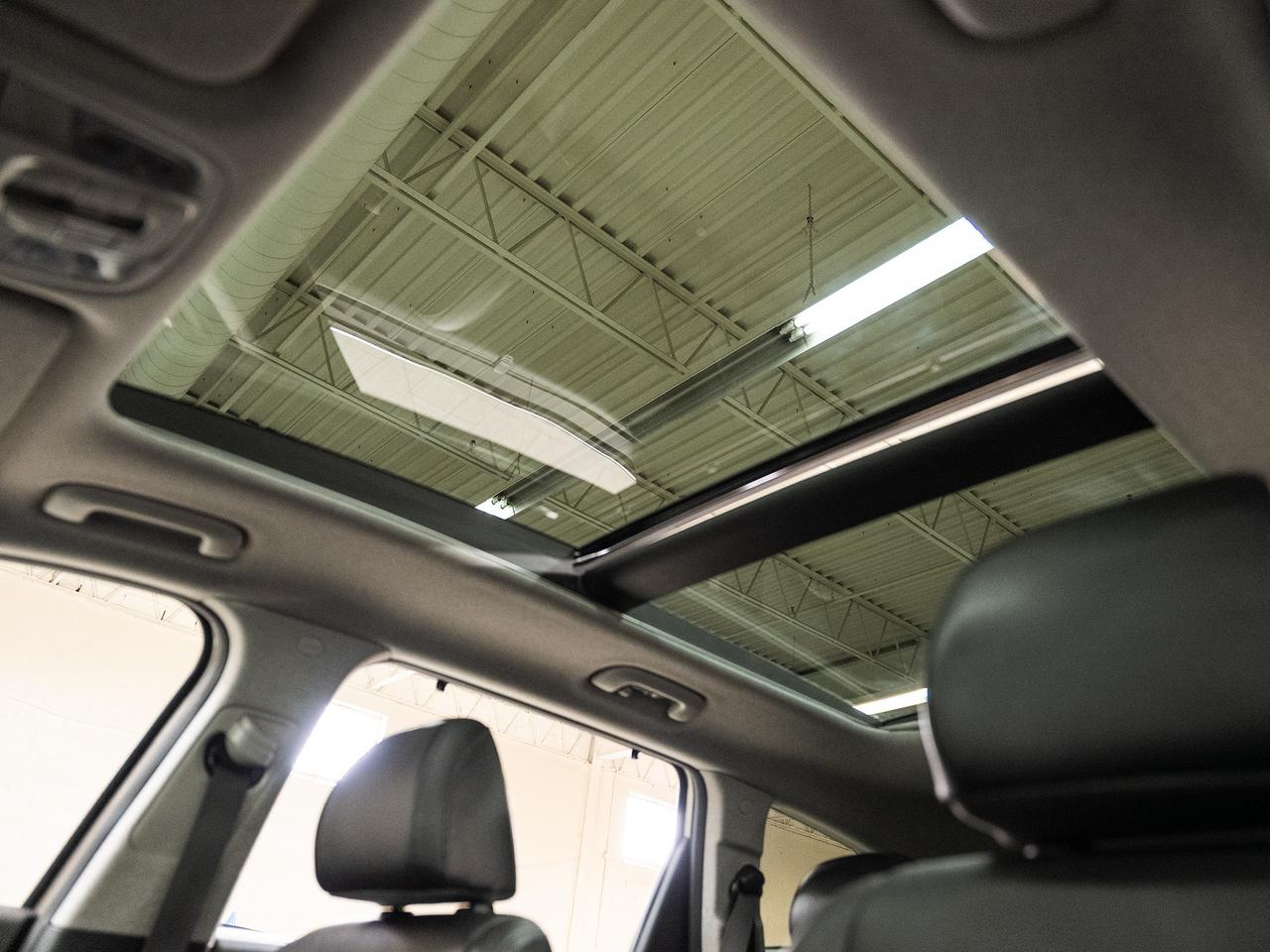 2020 Hyundai Santa Fe PREFERRED AWD | Sun&Leather Pkg | BSM | CarPlay Photo