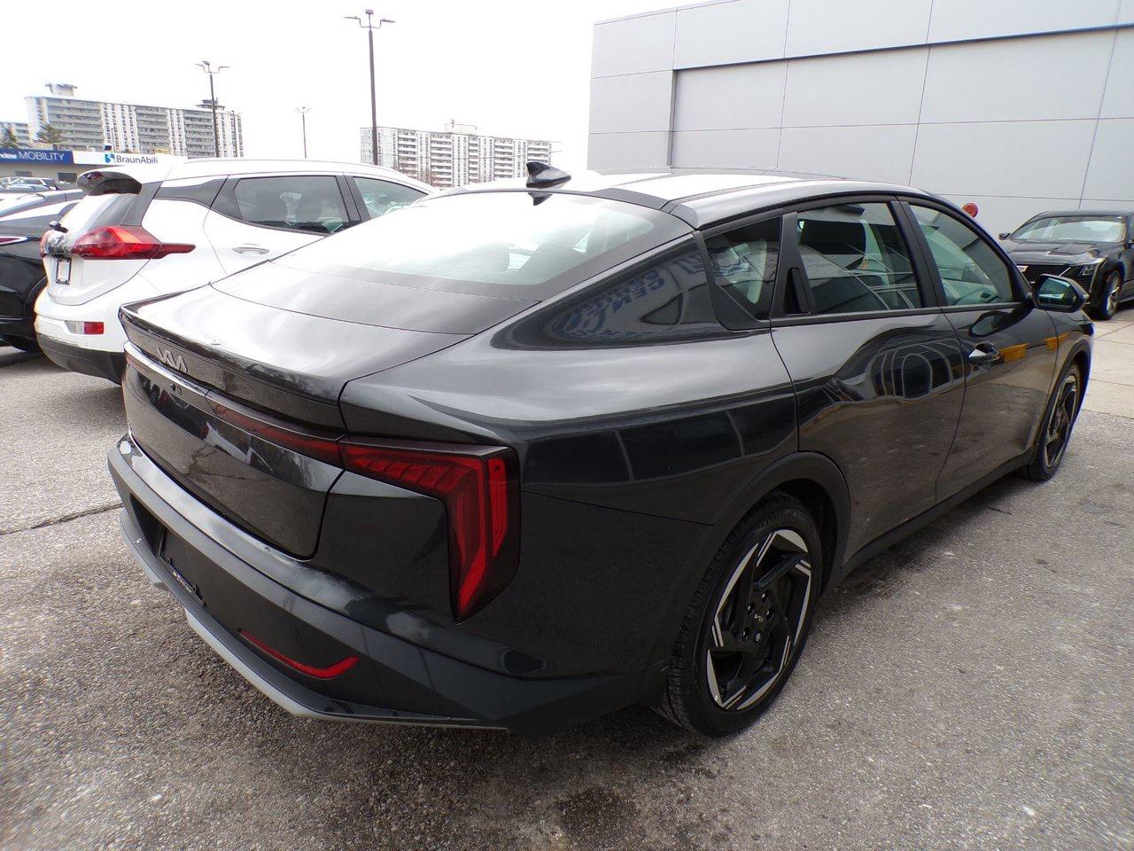 2025 Kia K4 EX FWD Photo