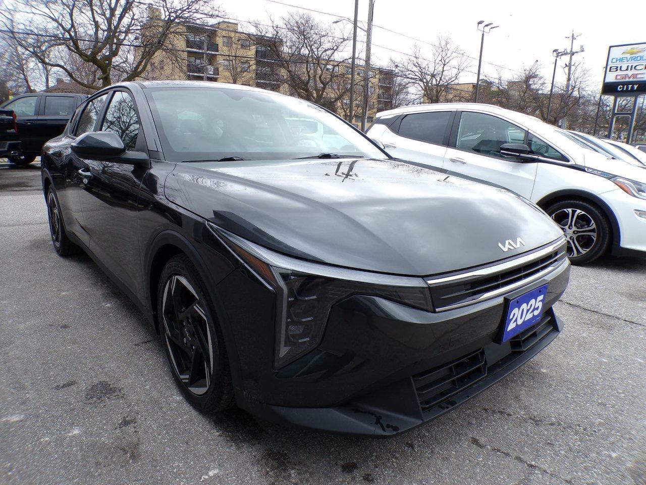 2025 Kia K4 EX FWD Photo