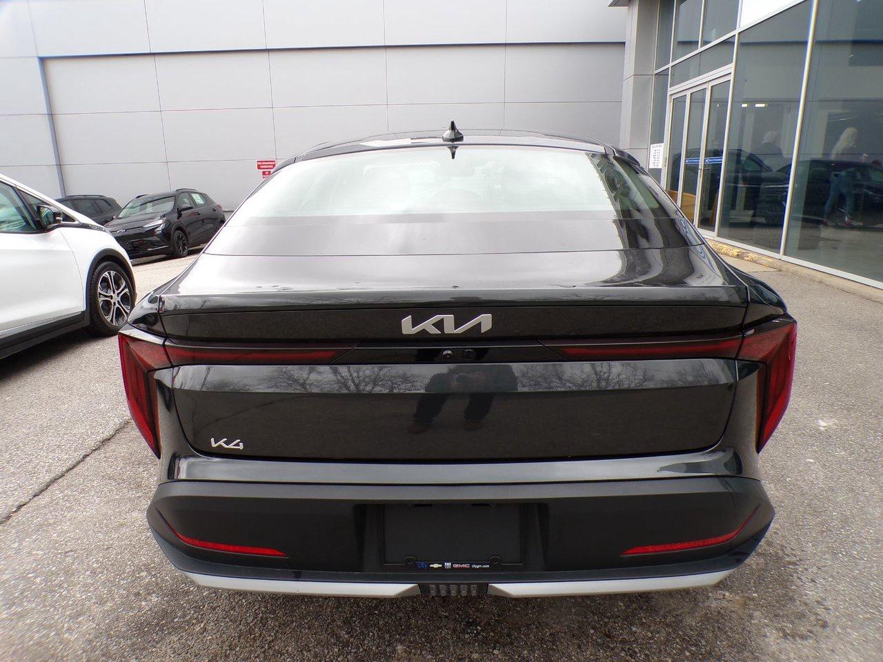 2025 Kia K4 EX FWD Photo