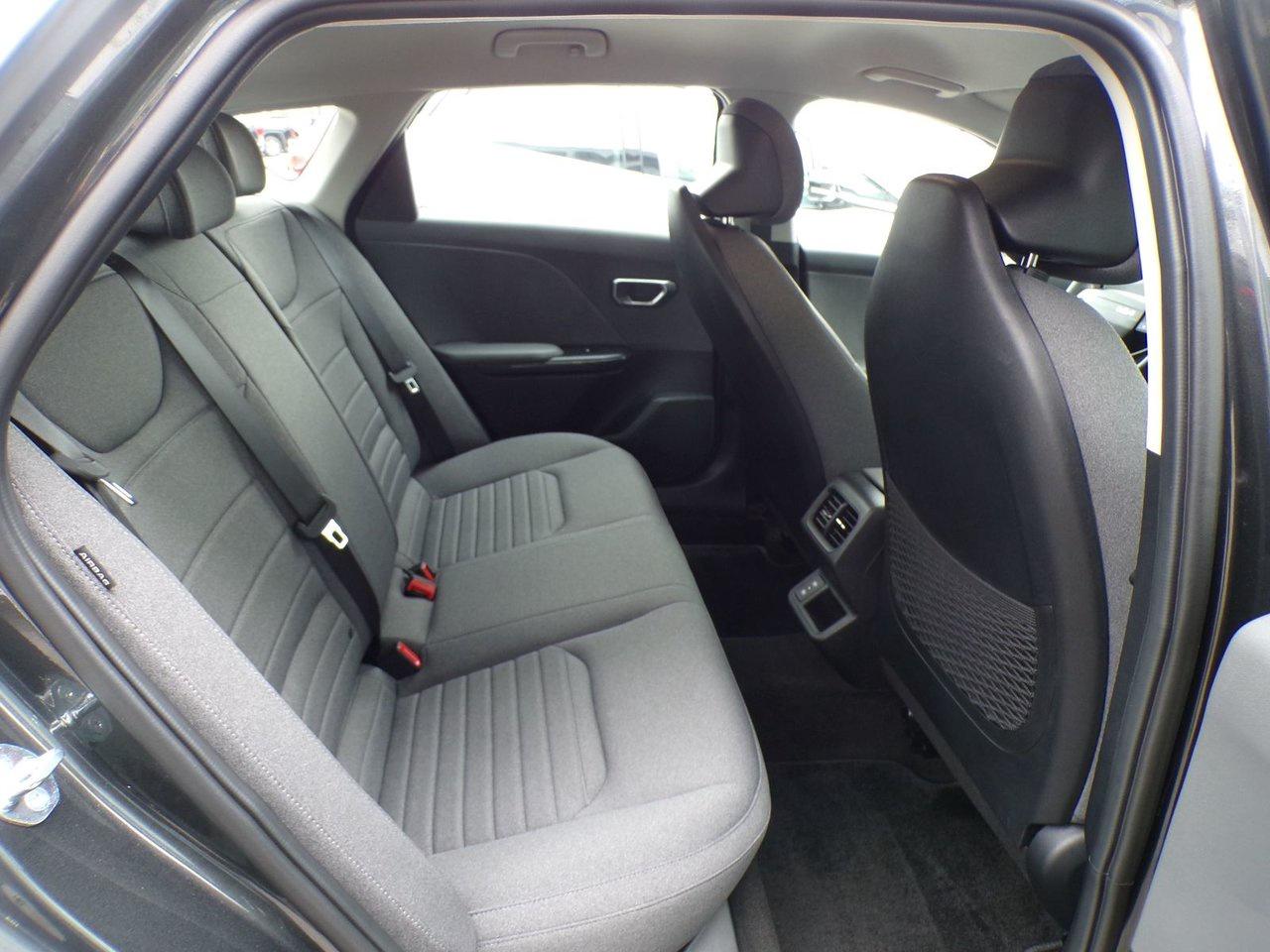 2025 Kia K4 EX FWD Photo