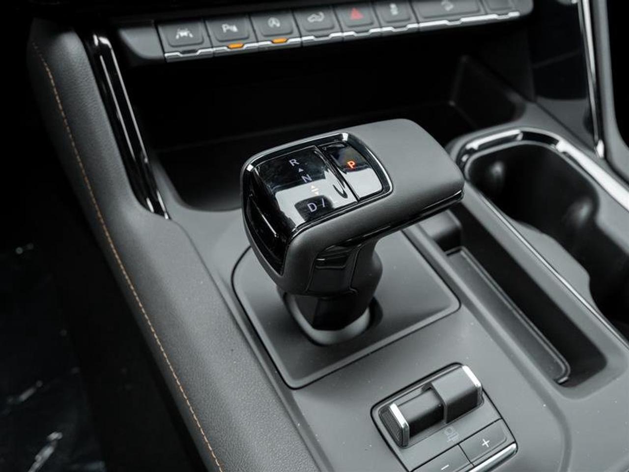 2026 GMC Sierra 1500 AT4 Photo