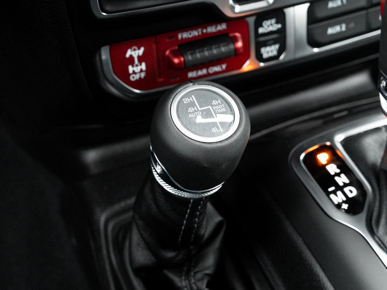 2026 Jeep Wrangler 4-Door RUBICON X Photo