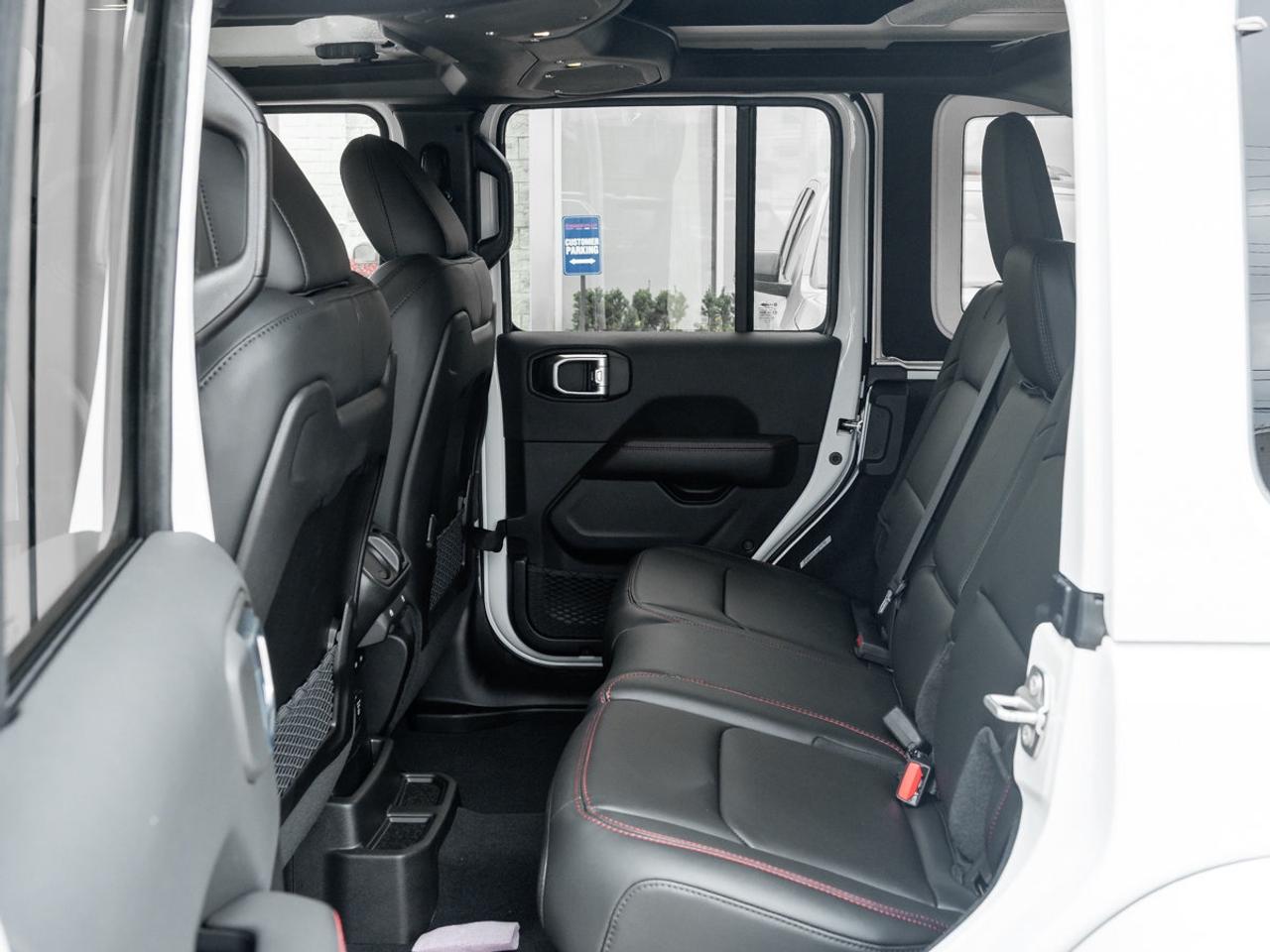 2026 Jeep Wrangler 4-Door RUBICON X Photo