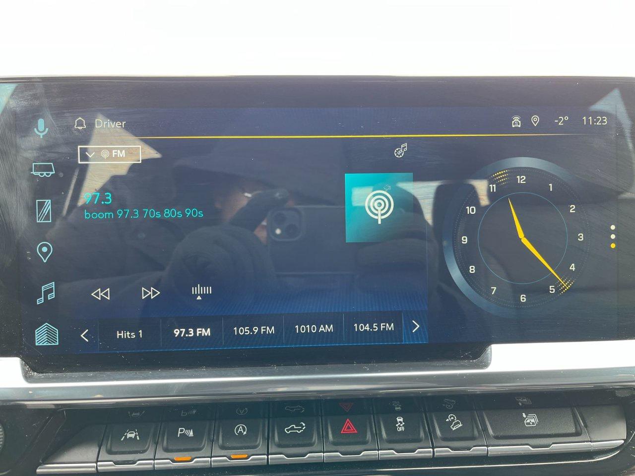 2024 Chevrolet Silverado 1500 4WD Crew Cab 147 RST Photo