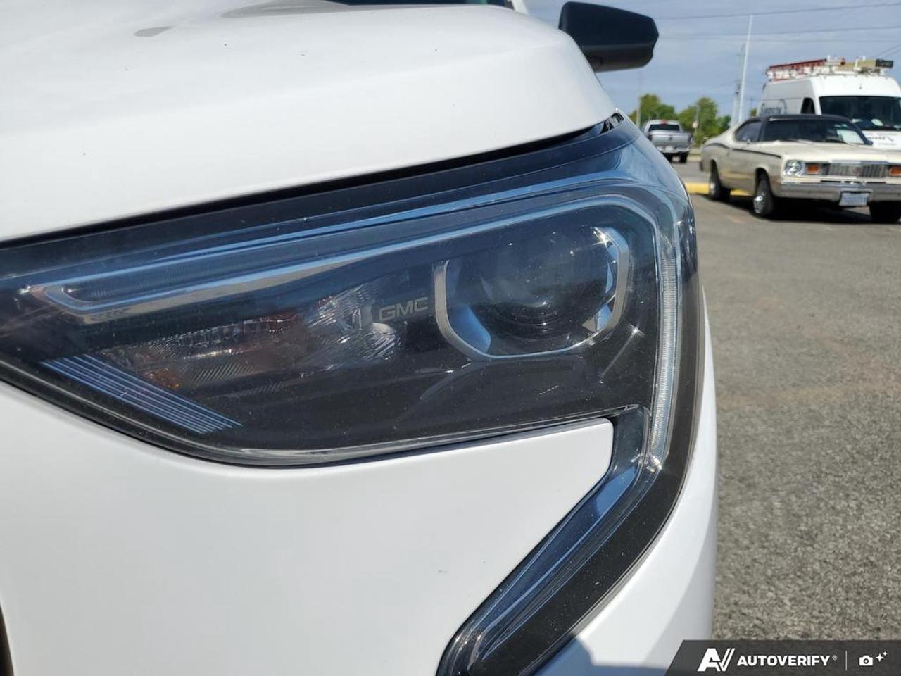 2021 GMC Terrain AWD SLE-REMOTE START-HEATED SEATS-REVERSE CAMERA Photo