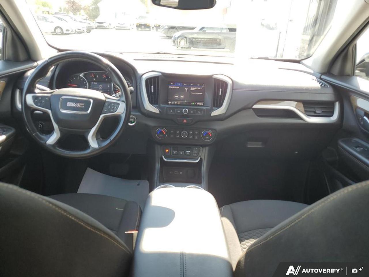 2021 GMC Terrain AWD SLE-REMOTE START-HEATED SEATS-REVERSE CAMERA Photo