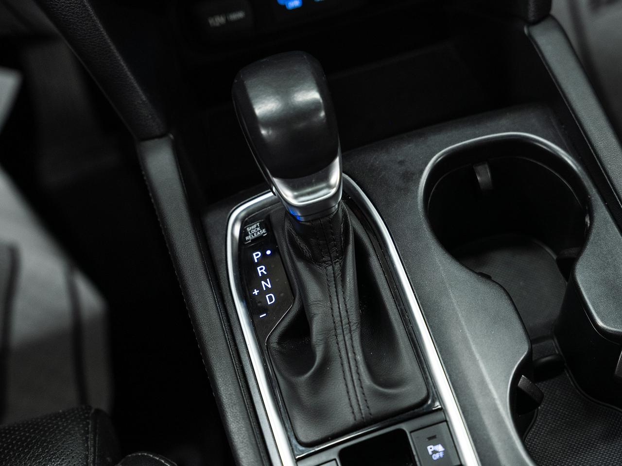 2020 Hyundai Santa Fe LUXURY AWD | Sunroof | Leather | ACC | CarPlay Photo