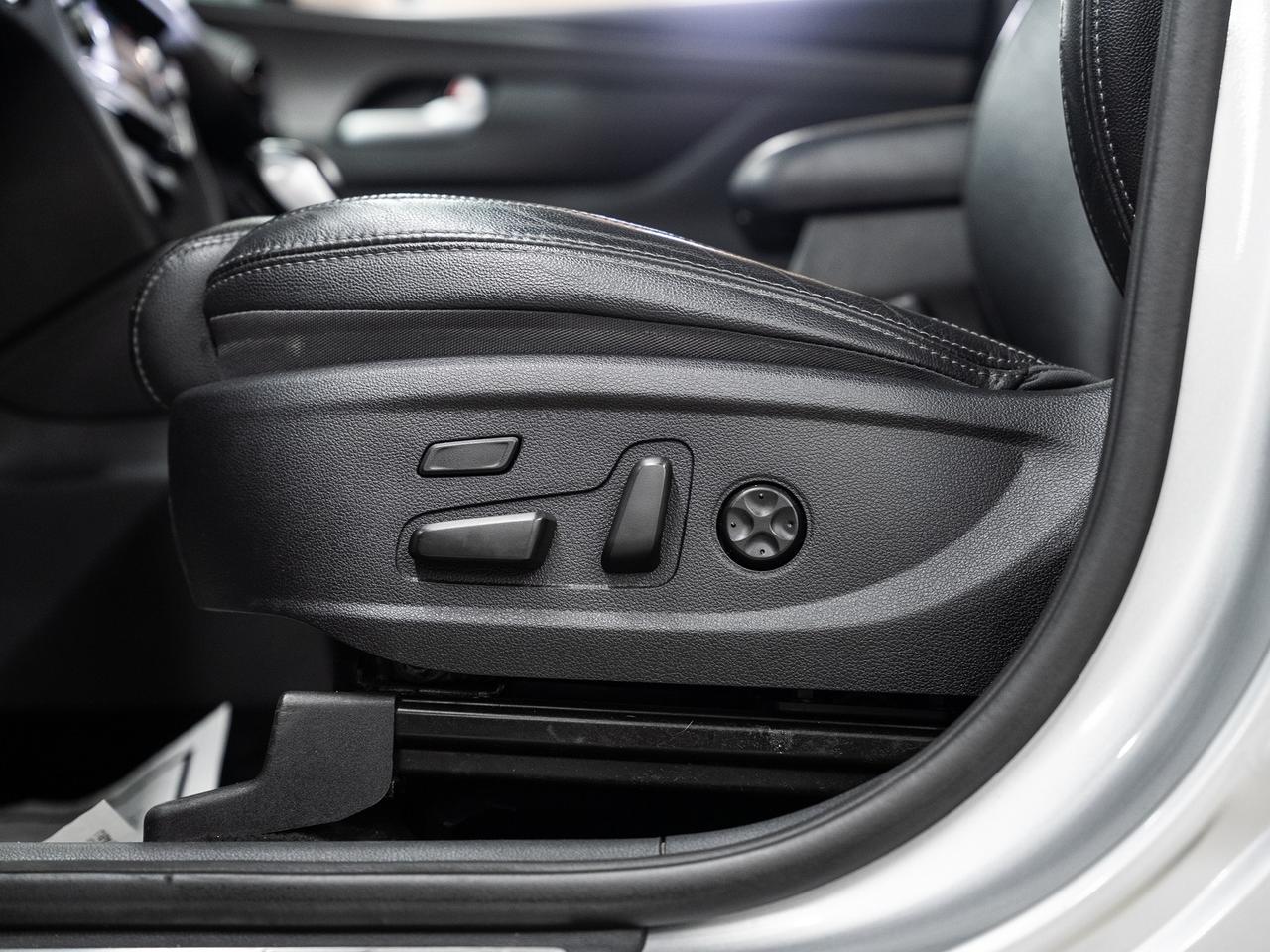 2020 Hyundai Santa Fe LUXURY AWD | Sunroof | Leather | ACC | CarPlay Photo