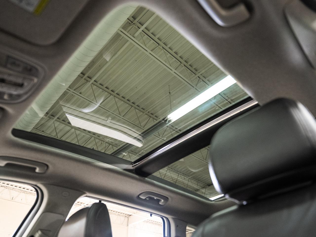 2020 Hyundai Santa Fe LUXURY AWD | Sunroof | Leather | ACC | CarPlay Photo