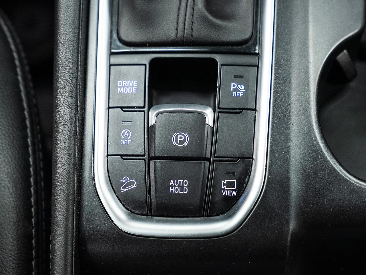 2020 Hyundai Santa Fe LUXURY AWD | Sunroof | Leather | ACC | CarPlay Photo