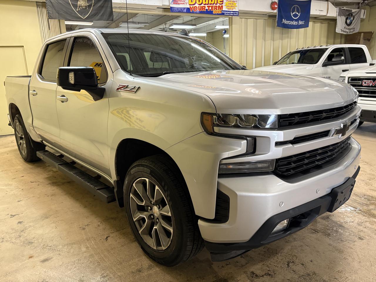 2022 Chevrolet Silverado 1500 RST Photo