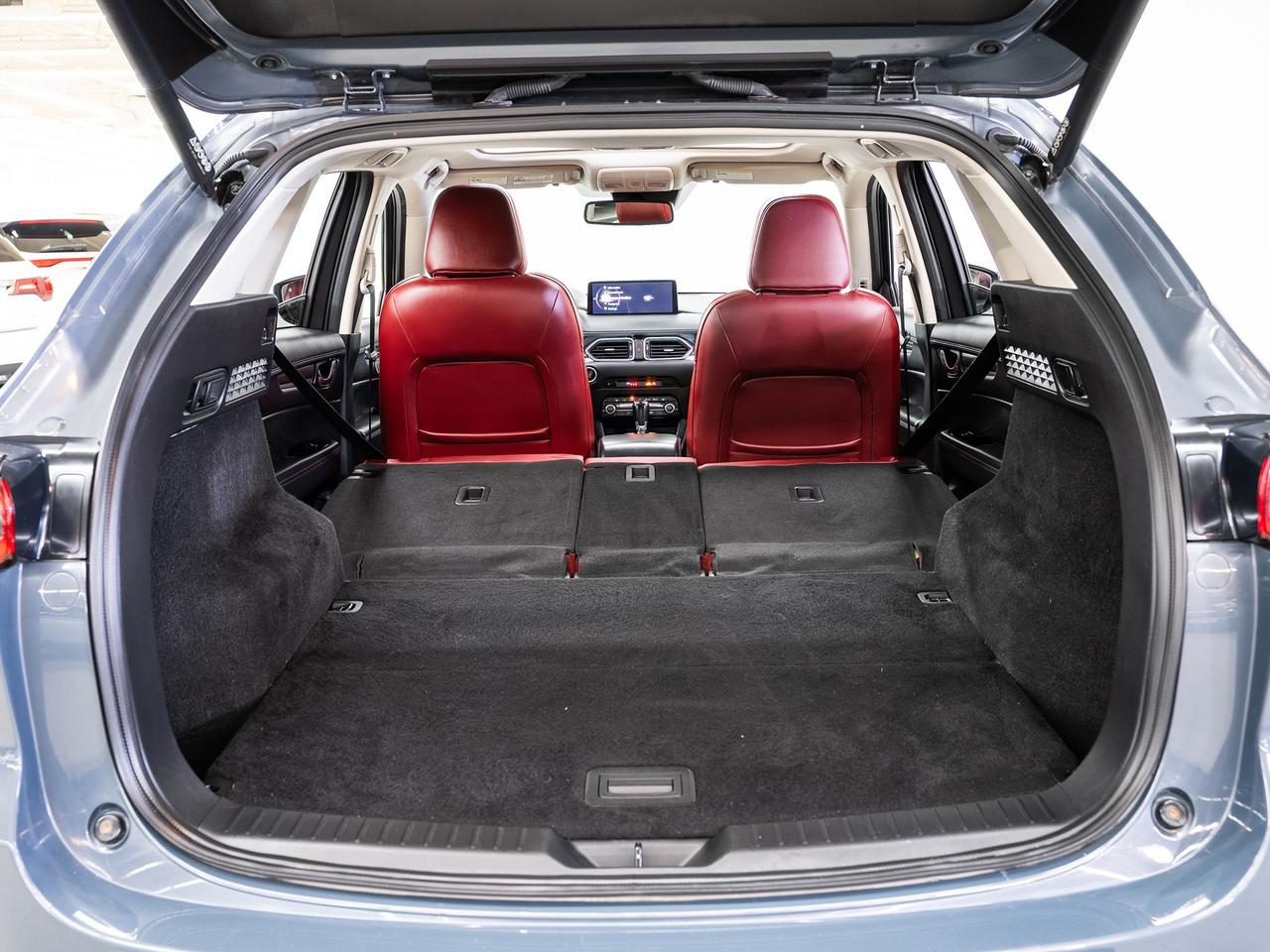 2022 Mazda CX-5 KURO | AWD | Red Leather | Sunroof | BSM | CarPlay