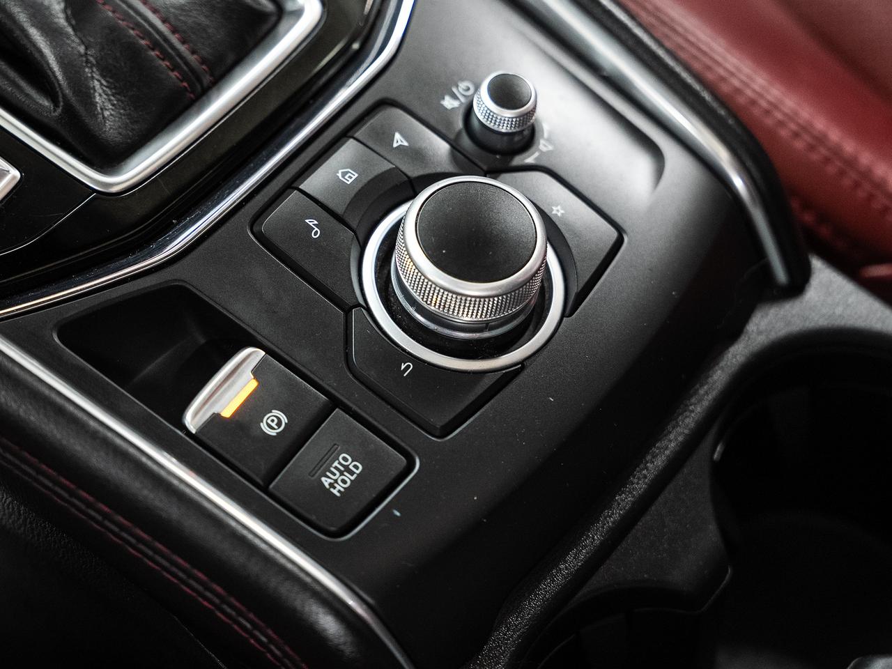 2022 Mazda CX-5 KURO | AWD | Red Leather | Sunroof | BSM | CarPlay
