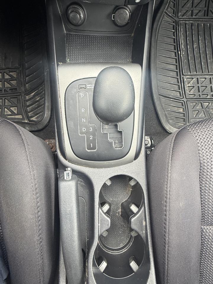 2011 Hyundai Elantra Touring GLS Photo