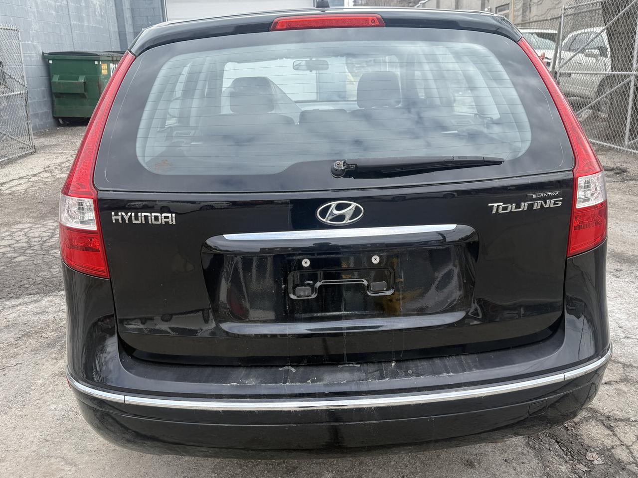 2011 Hyundai Elantra Touring GLS Photo