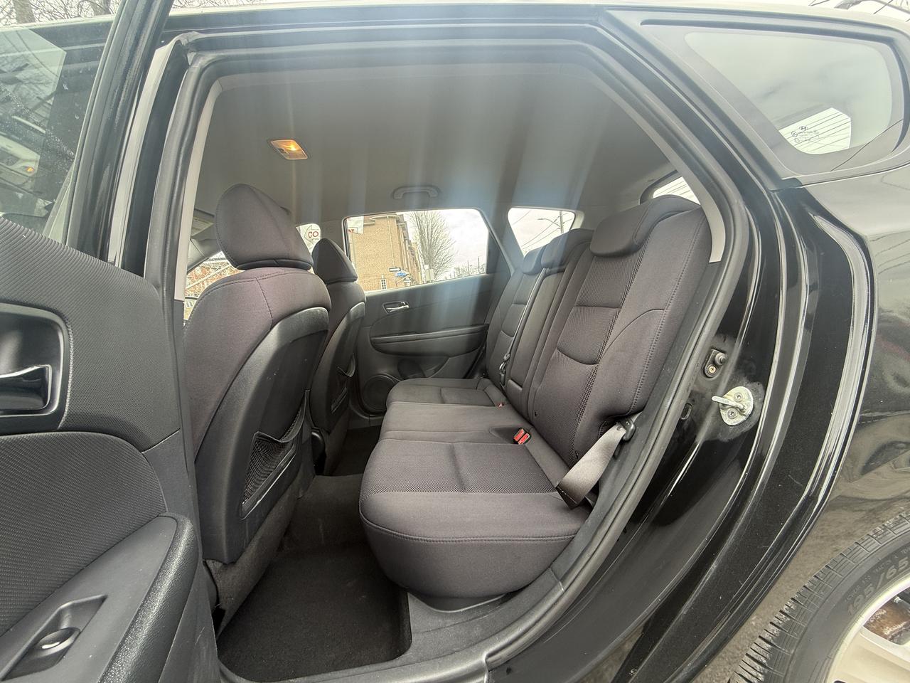 2011 Hyundai Elantra Touring GLS Photo