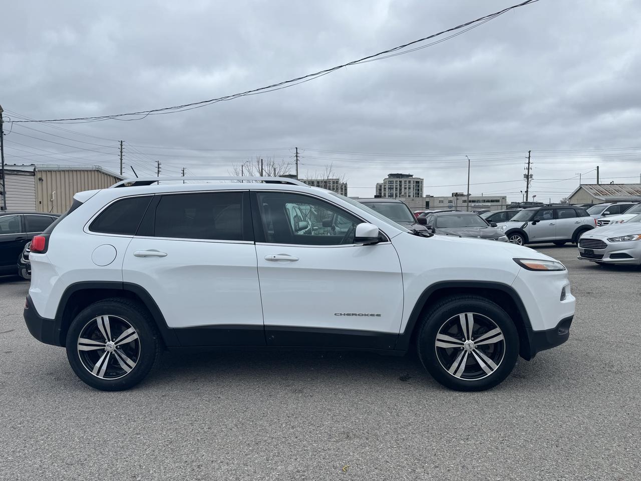 2014 Jeep Cherokee Limited Photo3