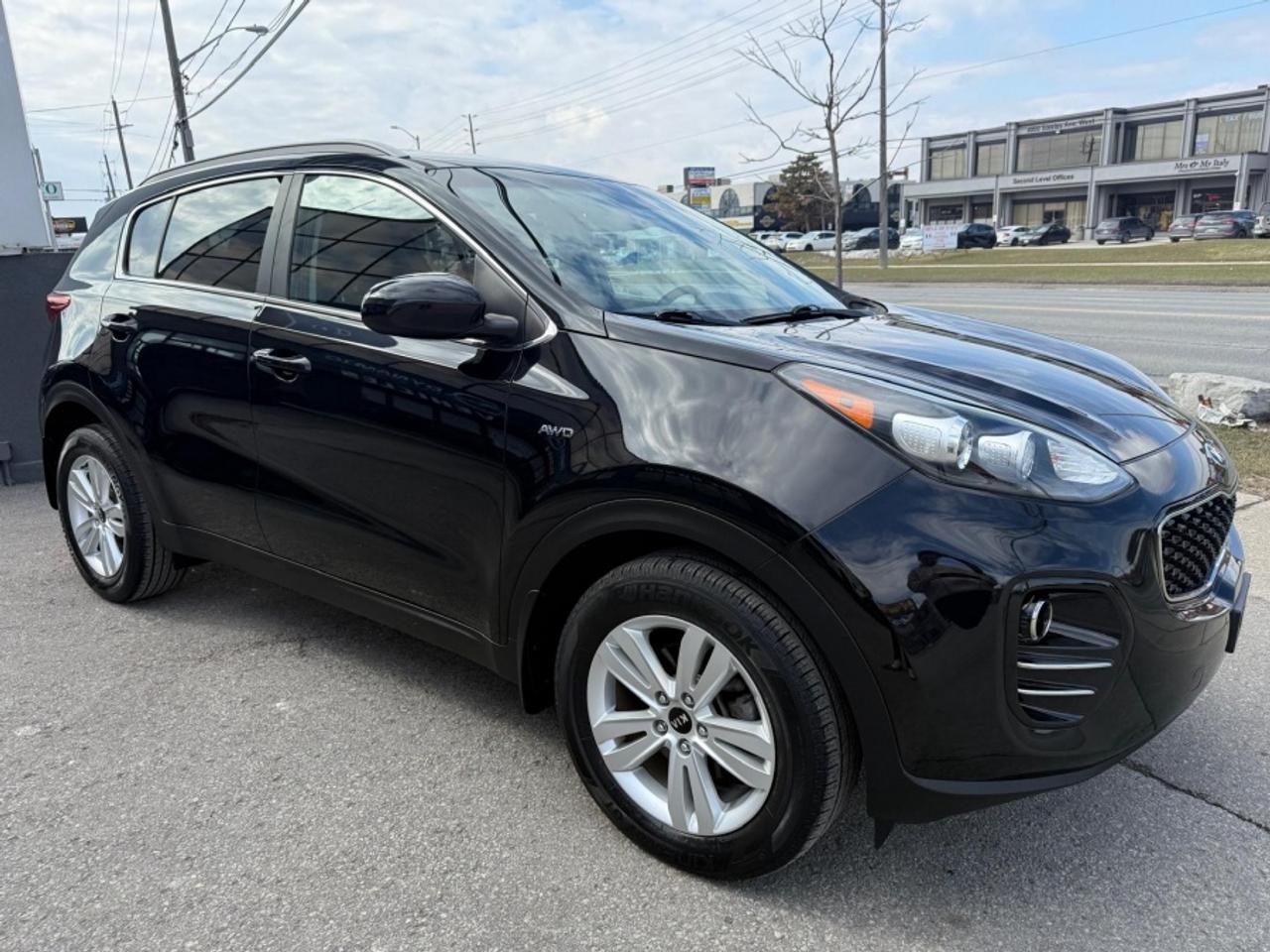 2019 Kia Sportage LX/ AWD/ LOW MILEAGE/ REAR CAMERA - Photo #3