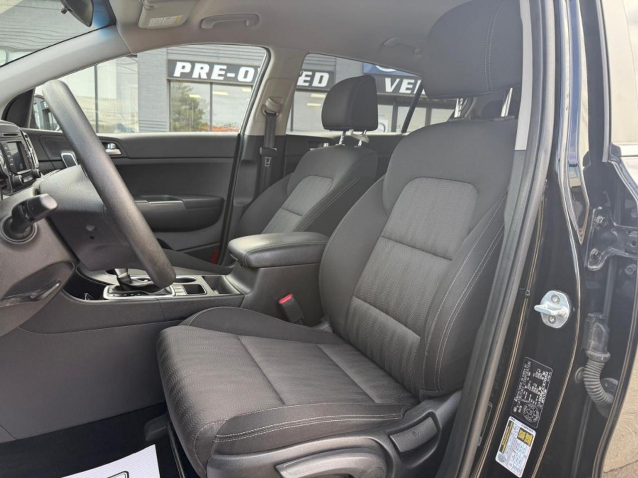 2019 Kia Sportage LX/ AWD/ LOW MILEAGE/ REAR CAMERA - Photo #10