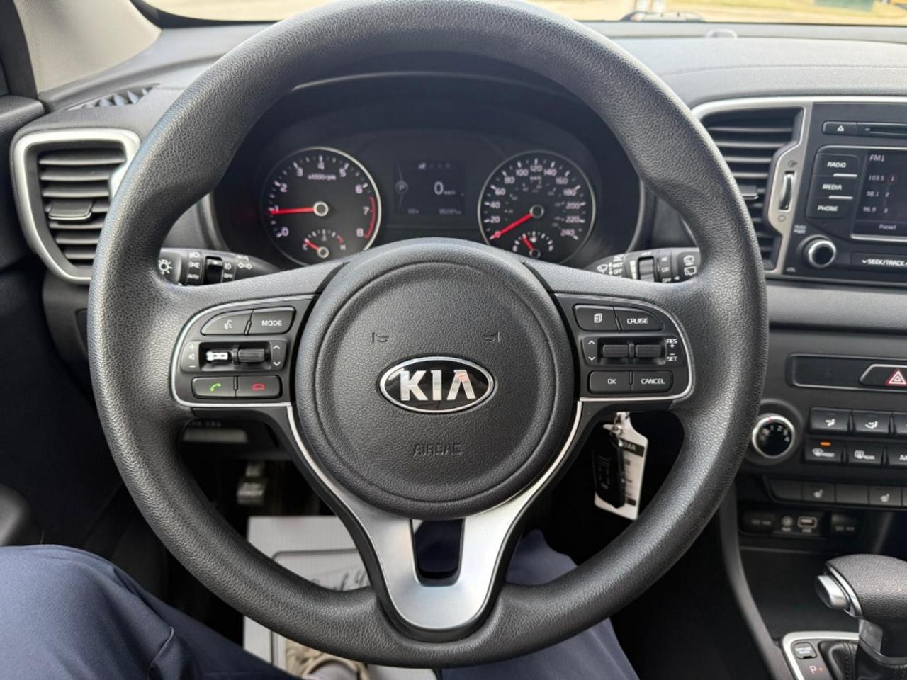 2019 Kia Sportage LX/ AWD/ LOW MILEAGE/ REAR CAMERA - Photo #13