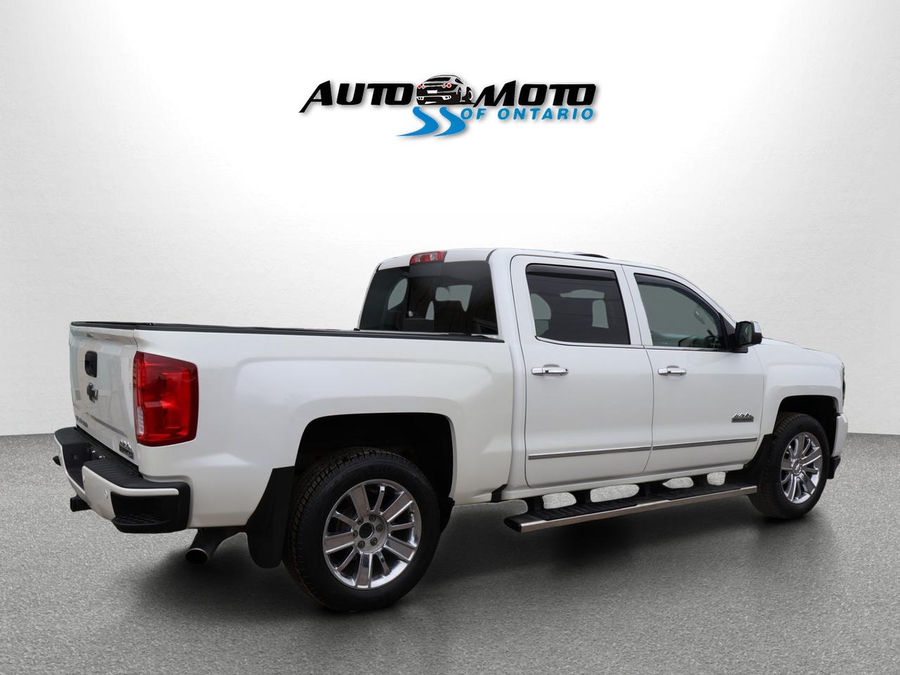 2018 Chevrolet Silverado 1500 V8 HIGH COUNTRY 4WD CERTIFIED *1 OWNER* CAMERA NAV BLUETOOTH LEATHER HEATED SEATS SUNROOF CRUISE ALLOYS Photo