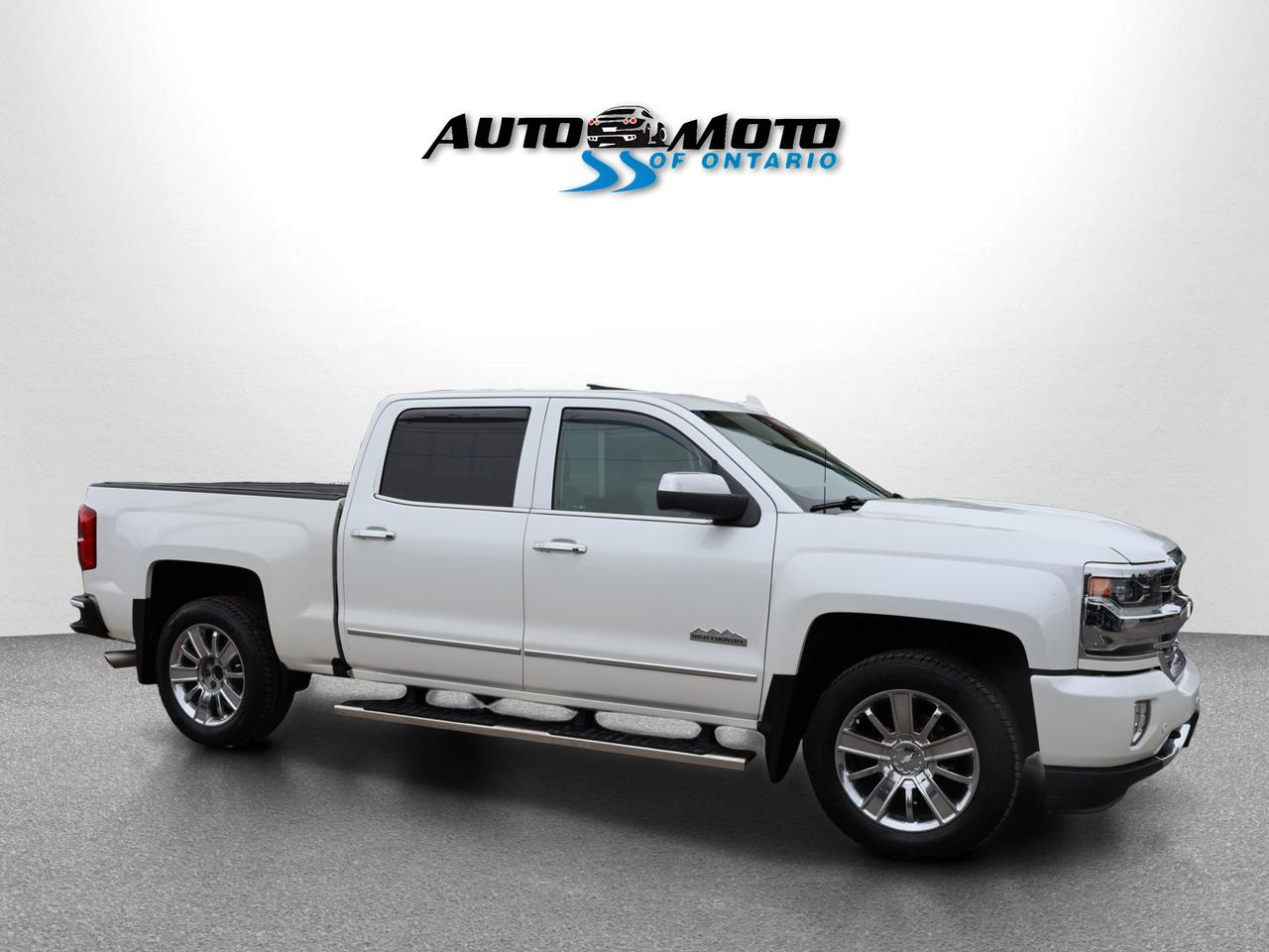 2018 Chevrolet Silverado 1500 V8 HIGH COUNTRY 4WD CERTIFIED *1 OWNER* CAMERA NAV BLUETOOTH LEATHER HEATED SEATS SUNROOF CRUISE ALLOYS Photo