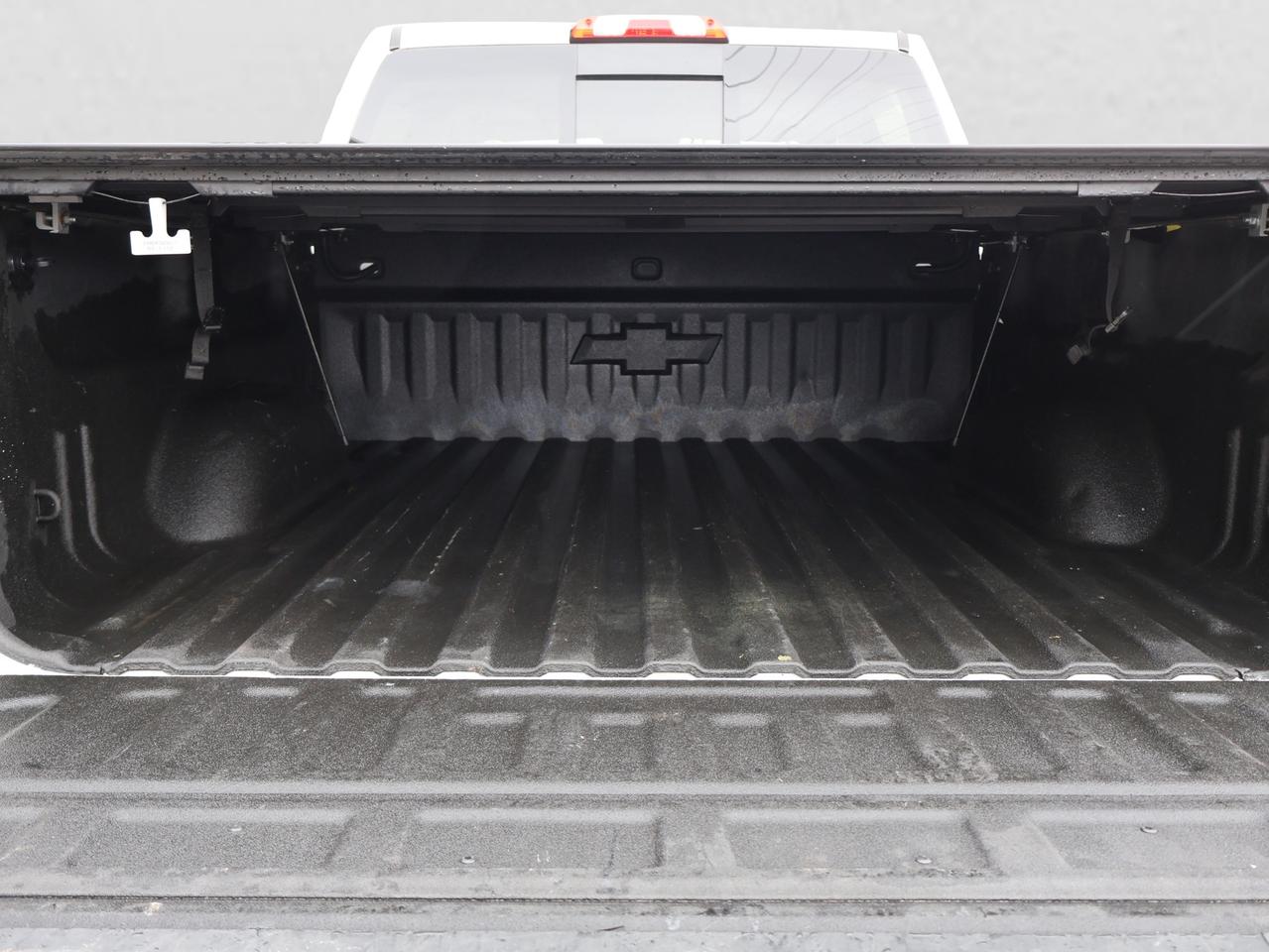 2018 Chevrolet Silverado 1500 V8 HIGH COUNTRY 4WD CERTIFIED *1 OWNER* CAMERA NAV BLUETOOTH LEATHER HEATED SEATS SUNROOF CRUISE ALLOYS Photo