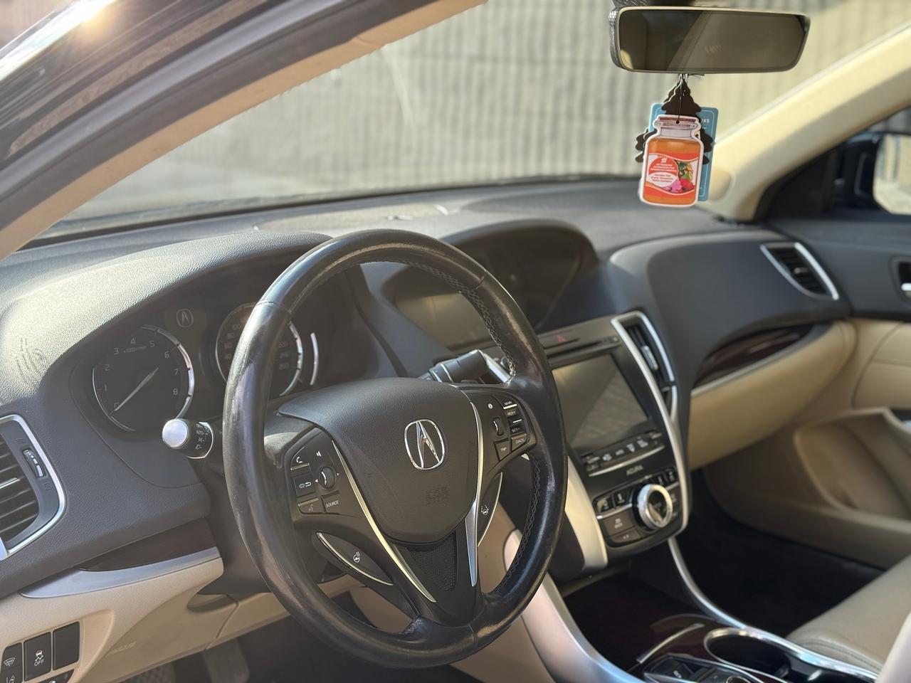 2016 Acura TLX SH-AWD V6 Photo