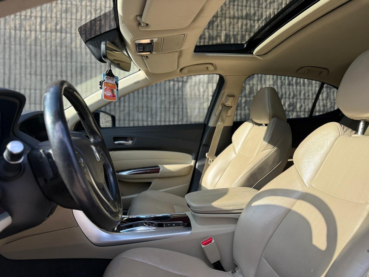 2016 Acura TLX SH-AWD V6 Photo