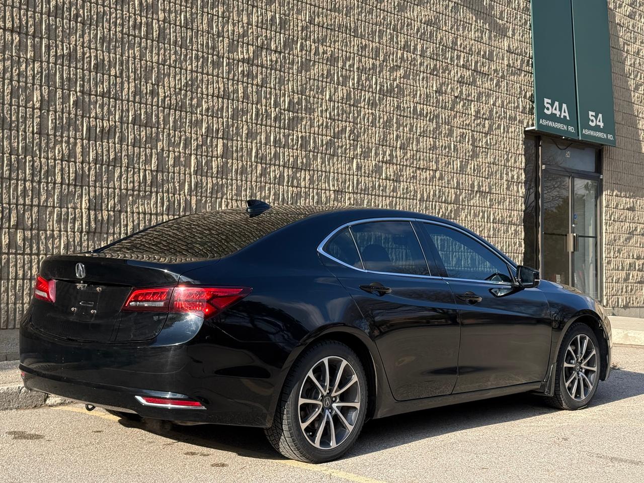 2016 Acura TLX SH-AWD V6 Photo4