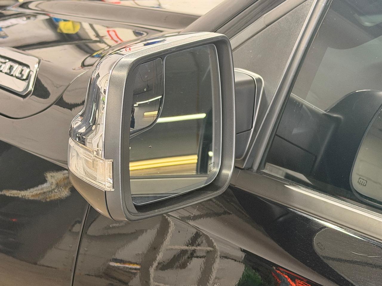 2021 RAM 1500 Big Horn+Crew+4x4+TwoTone+RemoteStart+CLEAN CARFAX Photo2