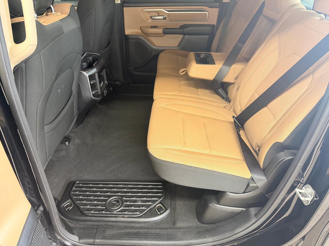 2021 RAM 1500 Big Horn+Crew+4x4+TwoTone+RemoteStart+CLEAN CARFAX Photo