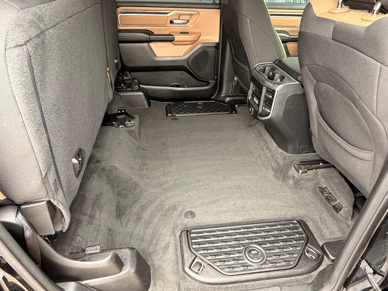 2021 RAM 1500 Big Horn+Crew+4x4+TwoTone+RemoteStart+CLEAN CARFAX Photo