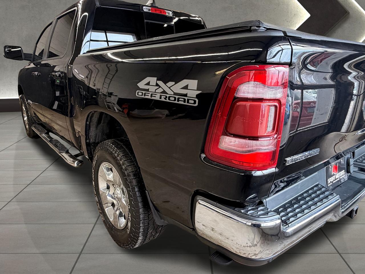 2021 RAM 1500 Big Horn+Crew+4x4+TwoTone+RemoteStart+CLEAN CARFAX Photo