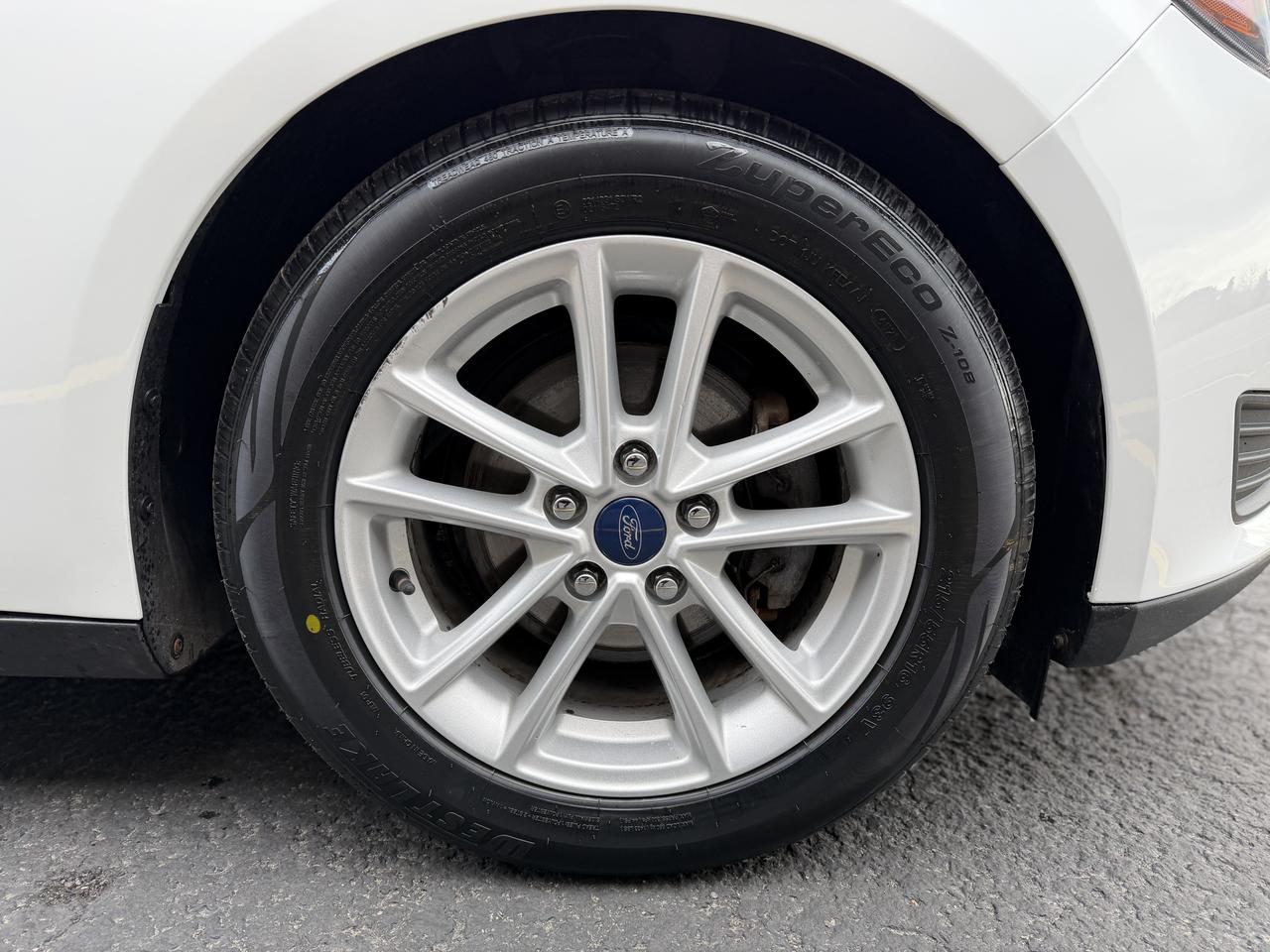 2018 Ford Focus SE Photo