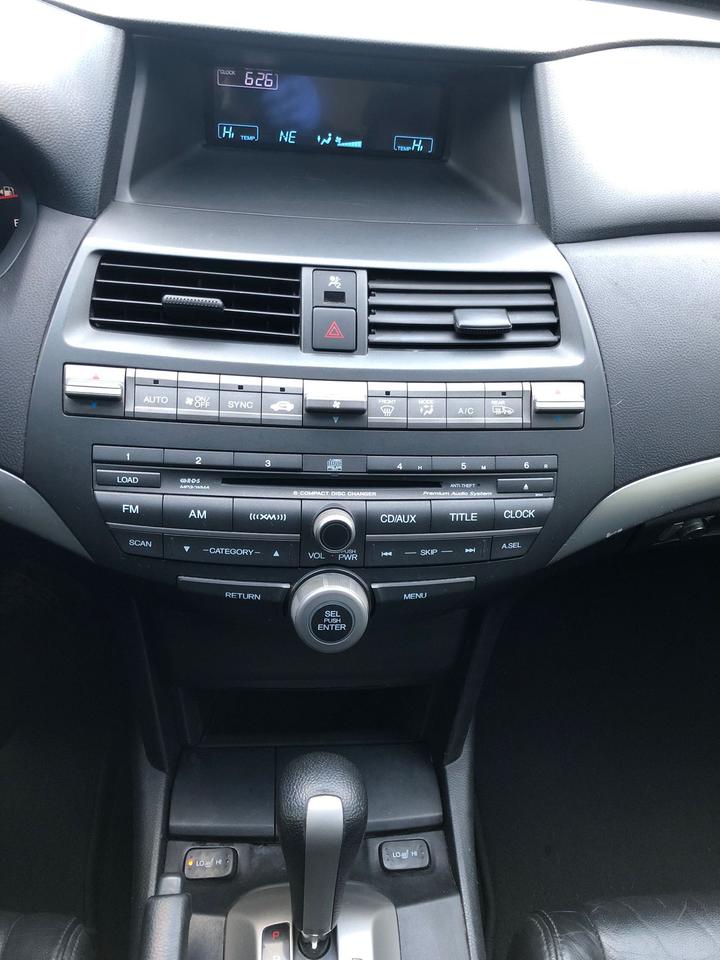 2010 Honda Accord EX-L Photo