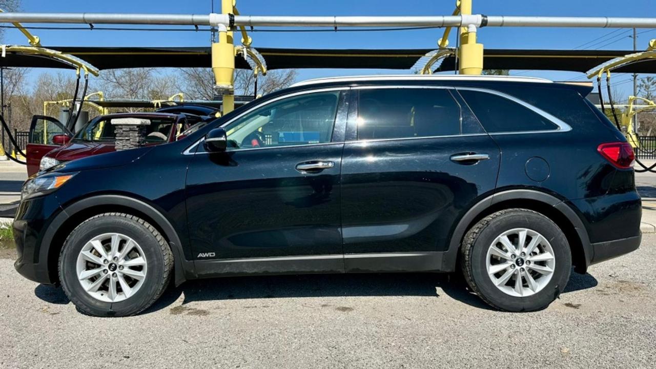 2019 Kia Sorento * NO ACCIDENTS * AWD * 7 SEATER " Photo