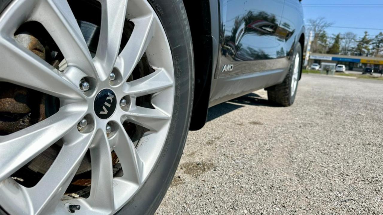 2019 Kia Sorento * NO ACCIDENTS * AWD * 7 SEATER " Photo