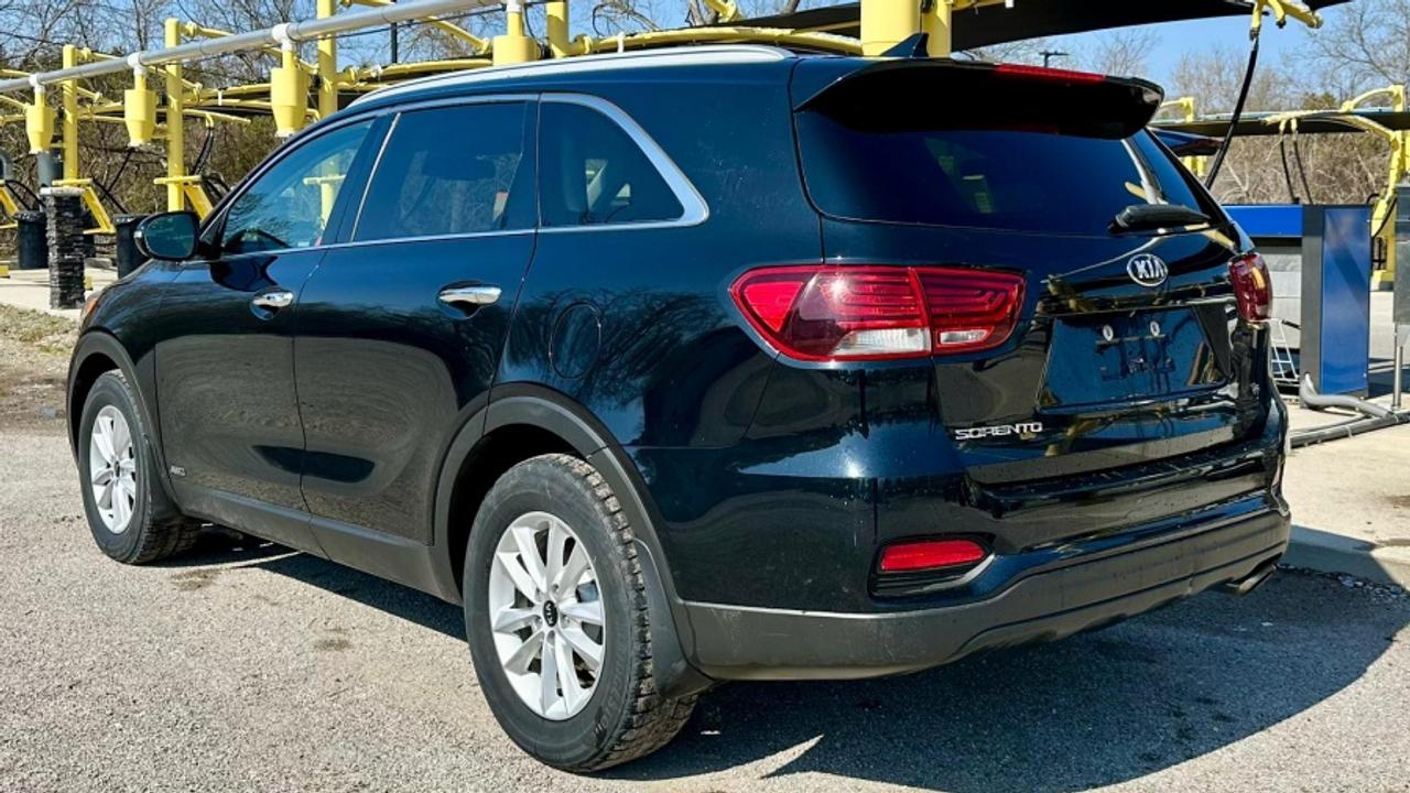 2019 Kia Sorento * NO ACCIDENTS * AWD * 7 SEATER " Photo3