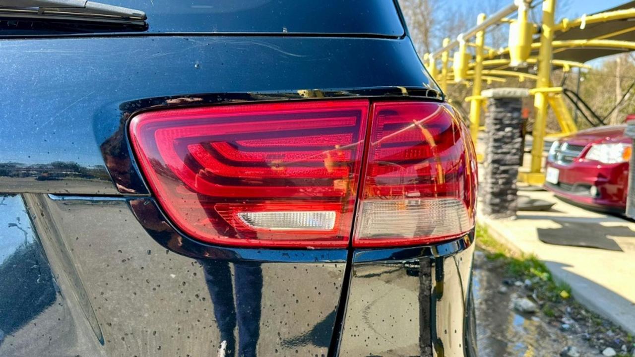 2019 Kia Sorento * NO ACCIDENTS * AWD * 7 SEATER " Photo
