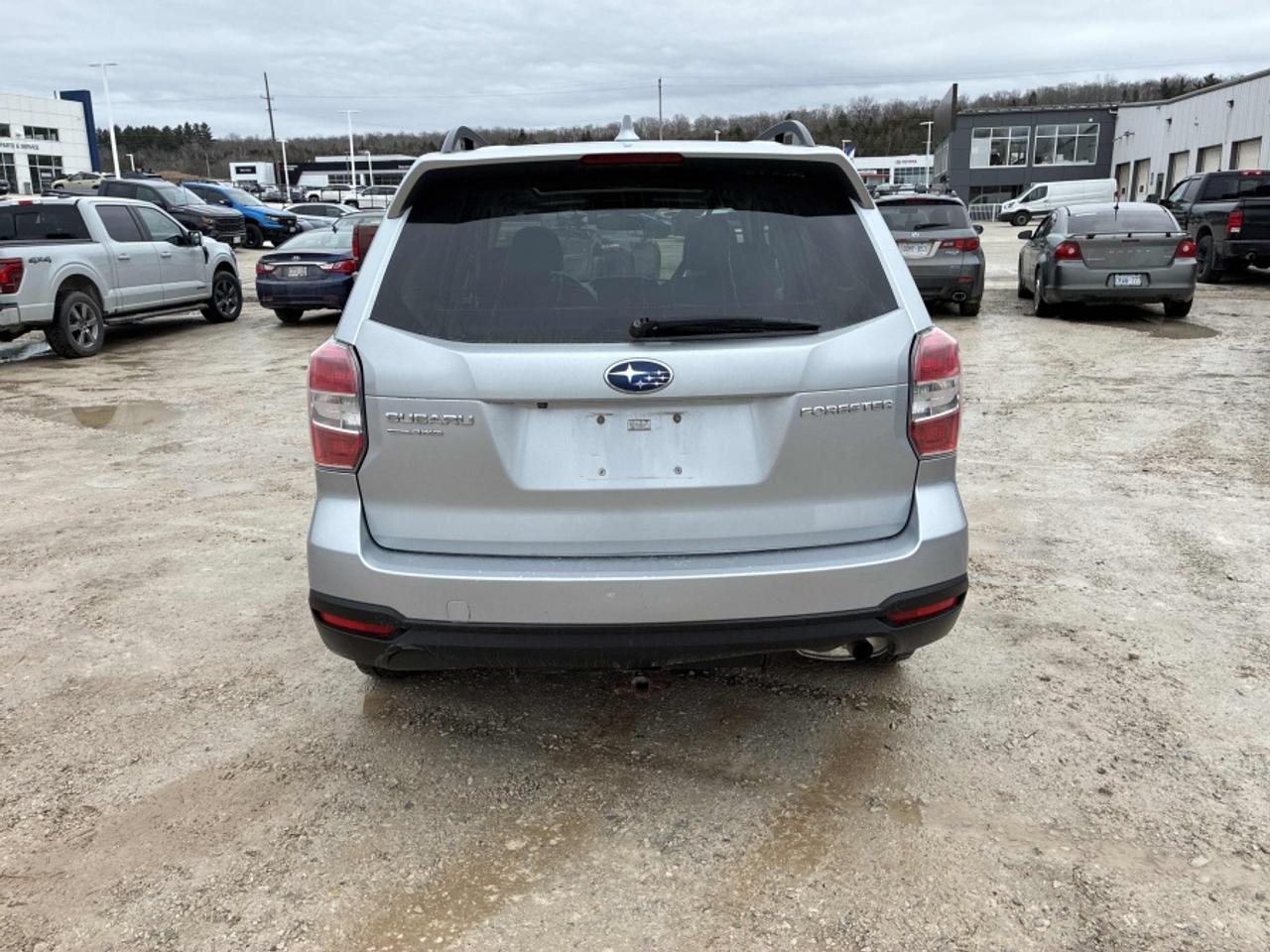 2016 Subaru Forester * AWD * NO ACCIDENTS 2.5I TOURING PACKAGE Photo