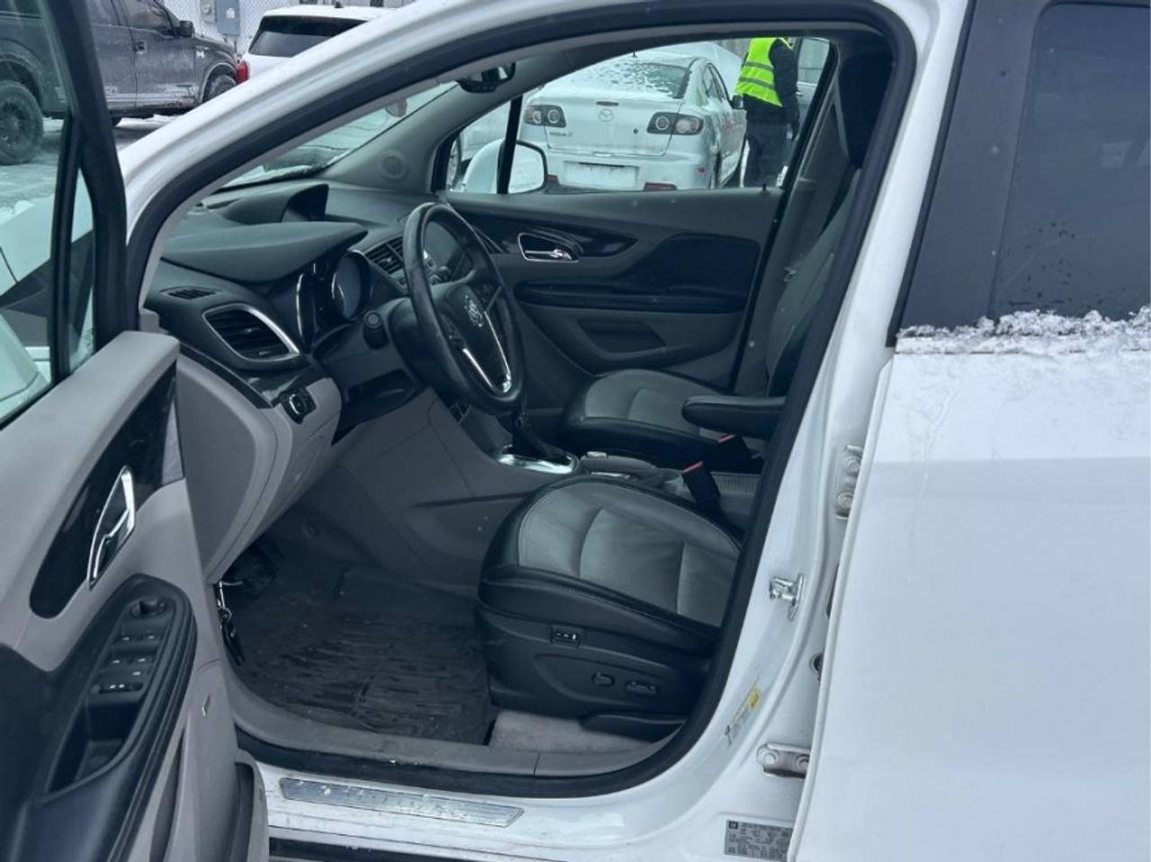 2014 Buick Encore * NO ACCIDENTS * LOW KM LEATHER Photo