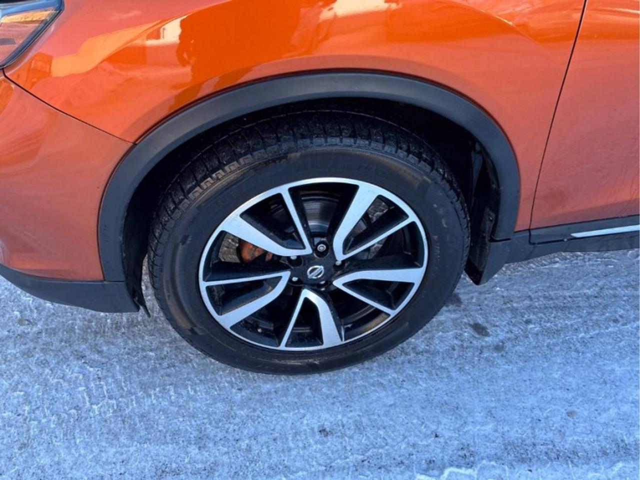 2017 Nissan Rogue * AWD * PLATINUM " Photo