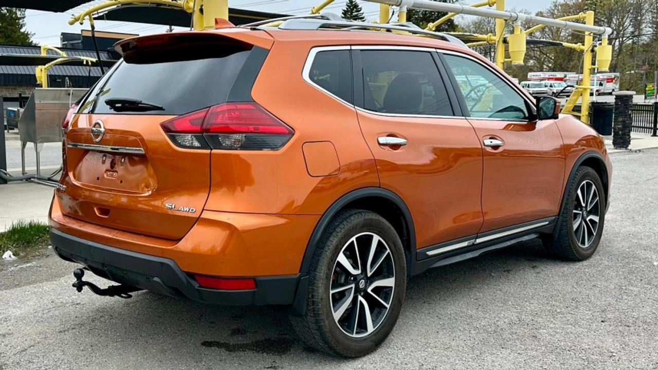 2017 Nissan Rogue * AWD * PLATINUM " Photo