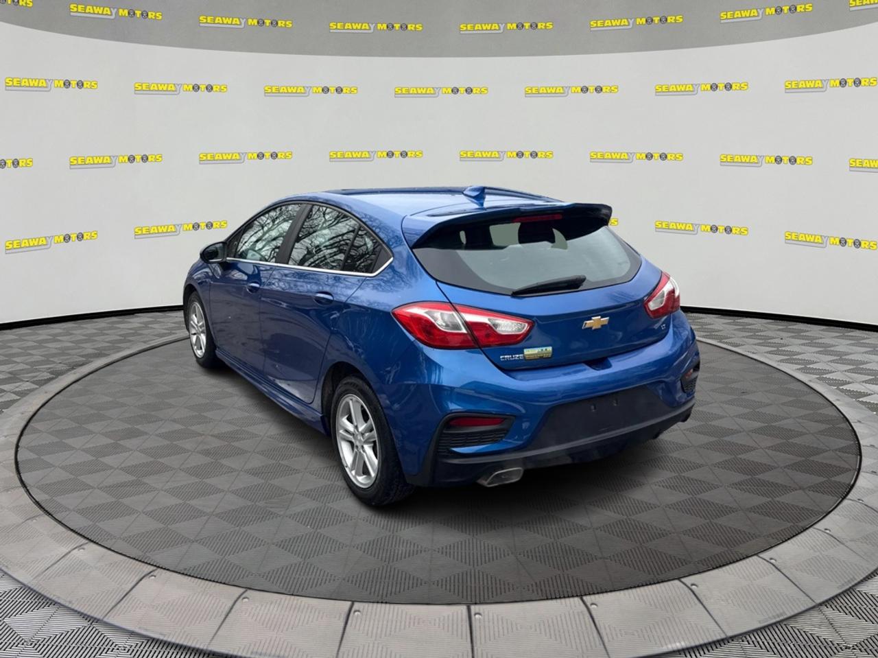 2017 Chevrolet Cruze 4dr HB 1.4L LT w/1SC Photo