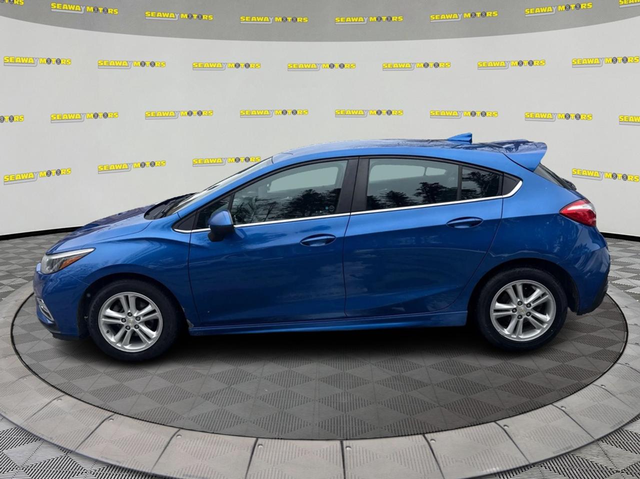 2017 Chevrolet Cruze 4dr HB 1.4L LT w/1SC Photo