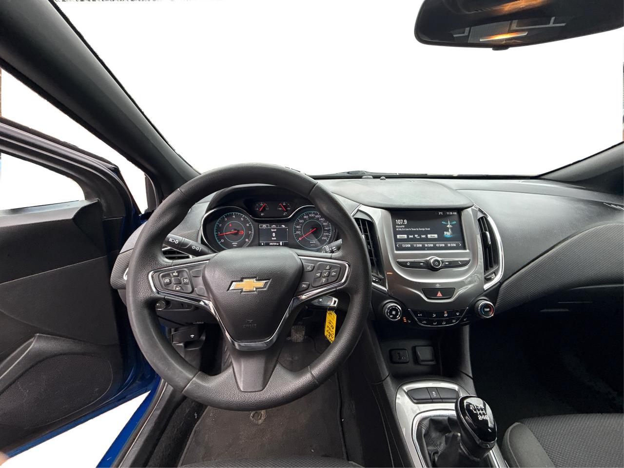 2017 Chevrolet Cruze 4dr HB 1.4L LT w/1SC Photo