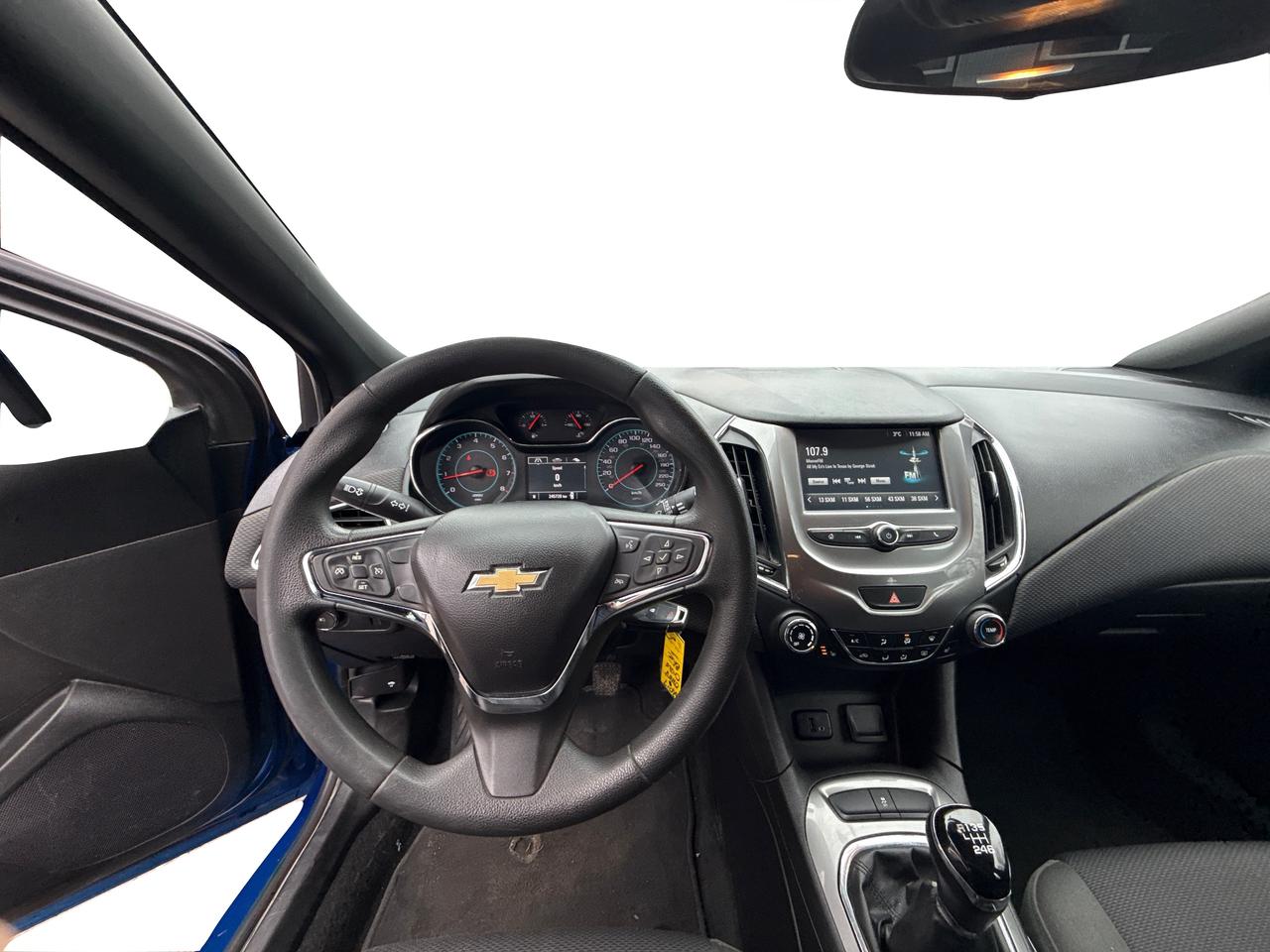 2017 Chevrolet Cruze 4dr HB 1.4L LT w/1SC Photo